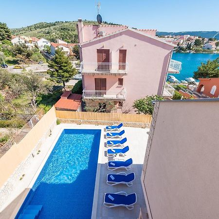 Apartments Pralija Жаборич Екстериор снимка