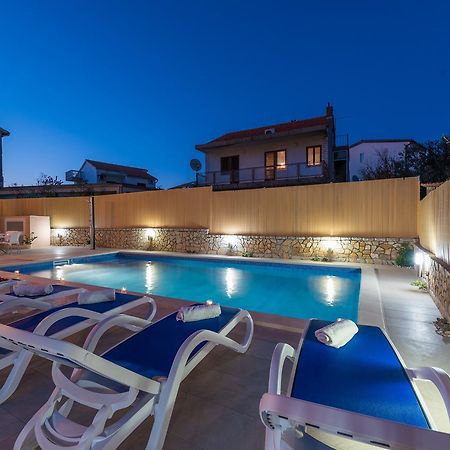 Apartments Pralija Жаборич Екстериор снимка