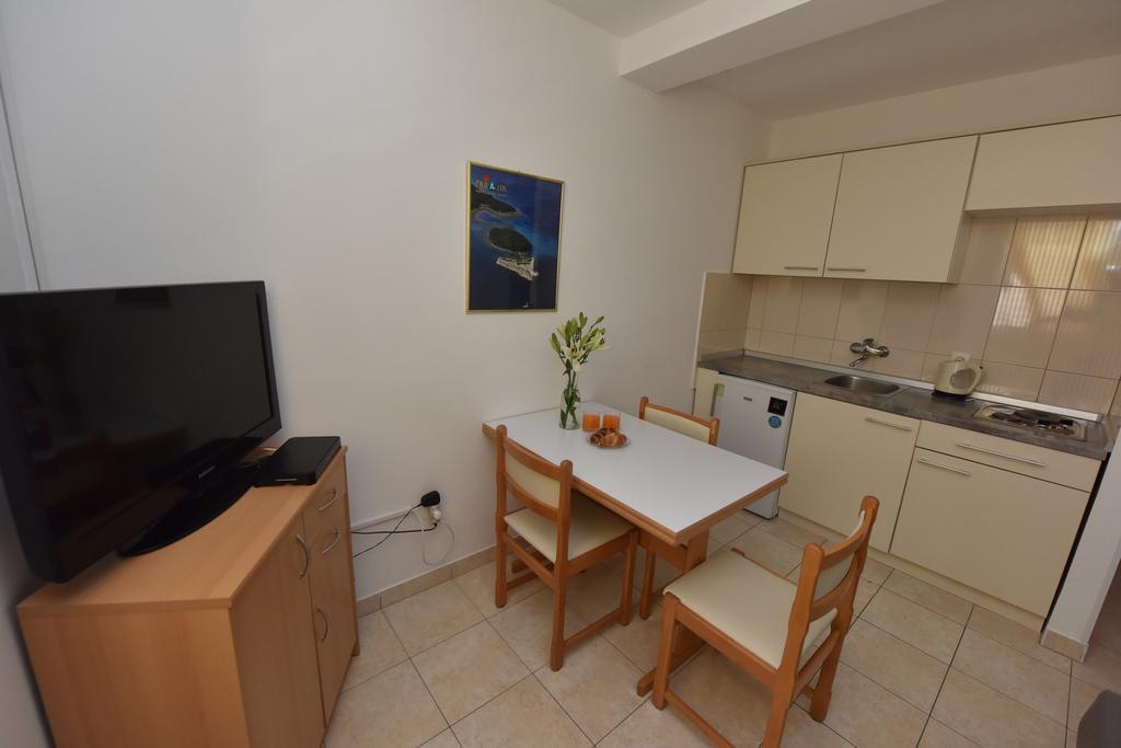 Apartments Pralija Жаборич Екстериор снимка