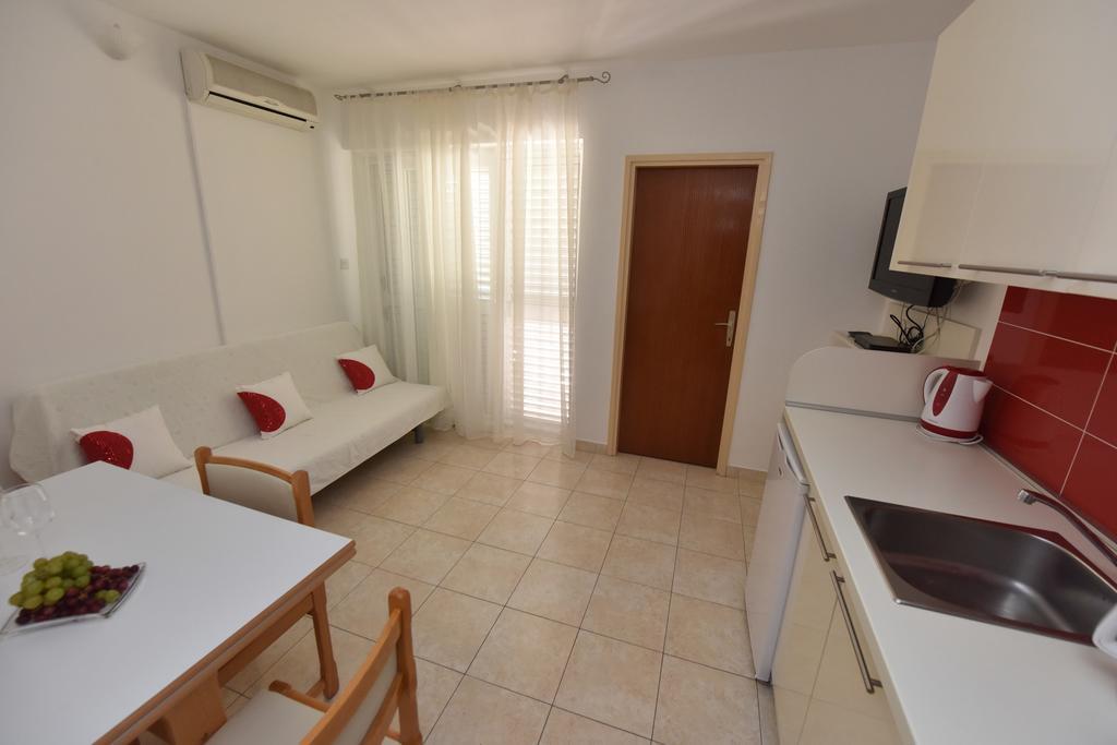 Apartments Pralija Жаборич Екстериор снимка