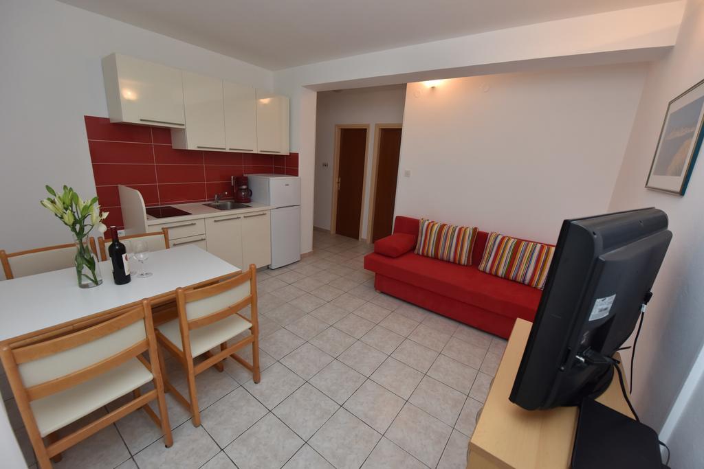 Apartments Pralija Жаборич Екстериор снимка