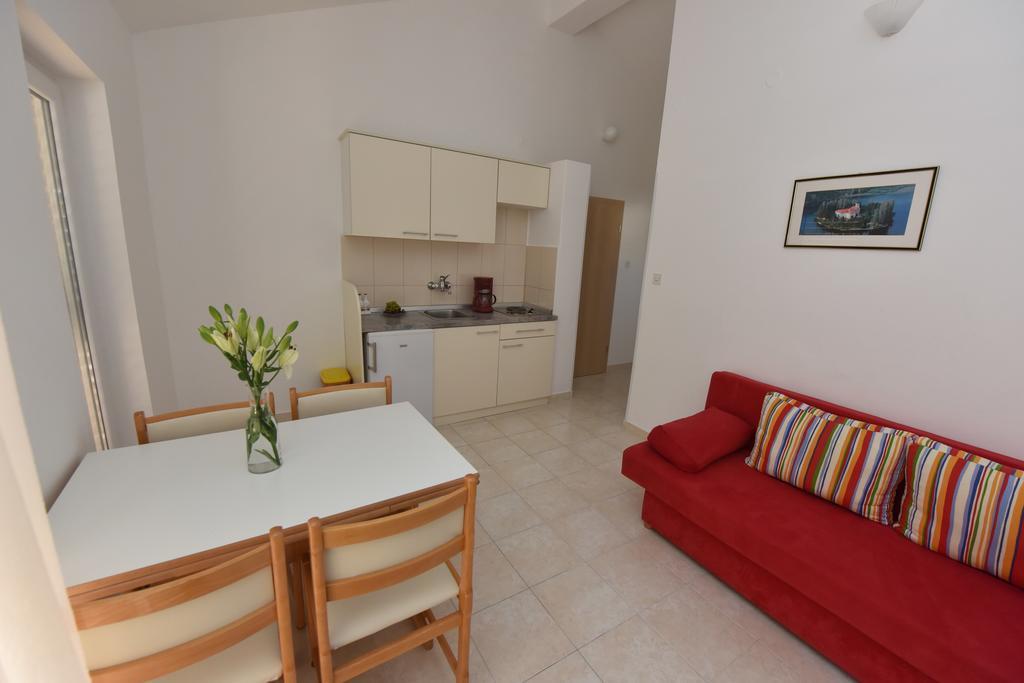 Apartments Pralija Жаборич Екстериор снимка