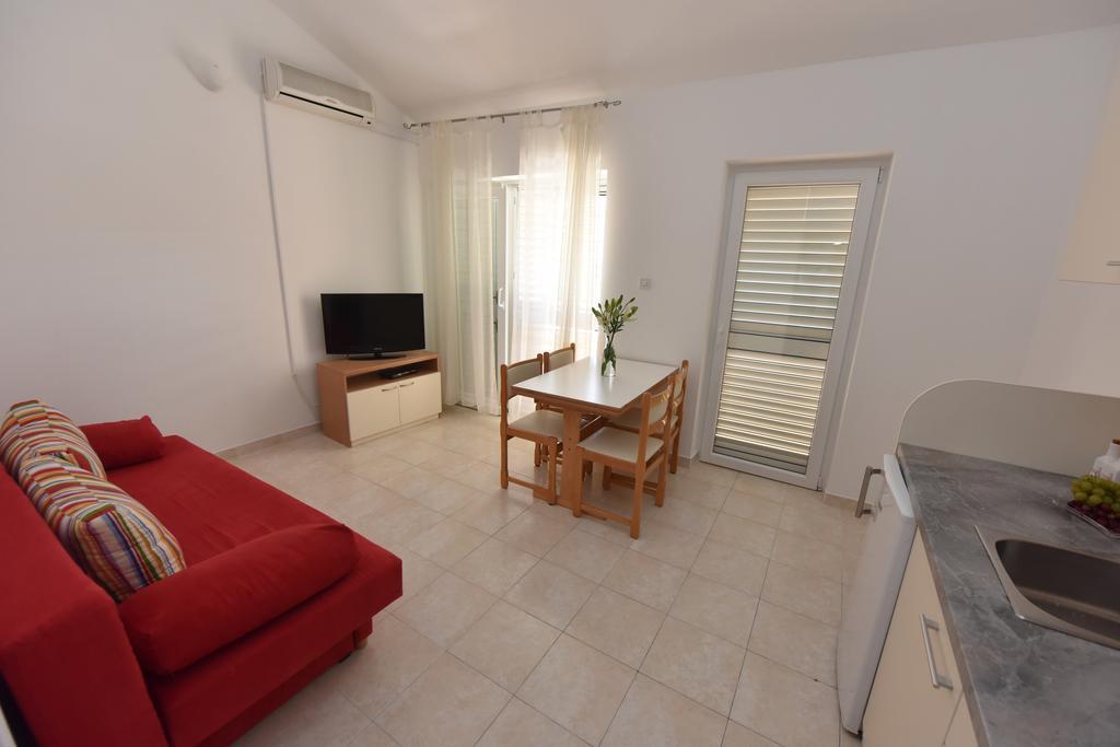 Apartments Pralija Жаборич Екстериор снимка