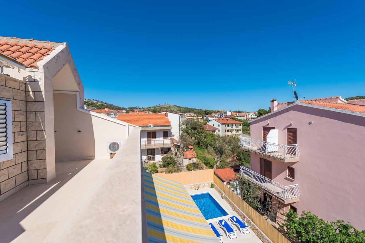 Apartments Pralija Жаборич Екстериор снимка